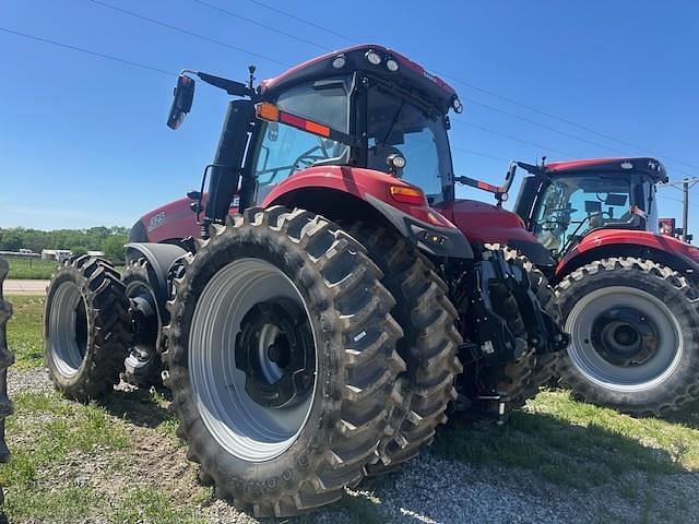 Image of Case IH Magnum 325 equipment image 2