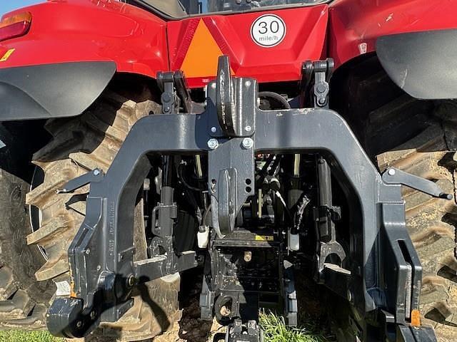 Image of Case IH Magnum 325 equipment image 4