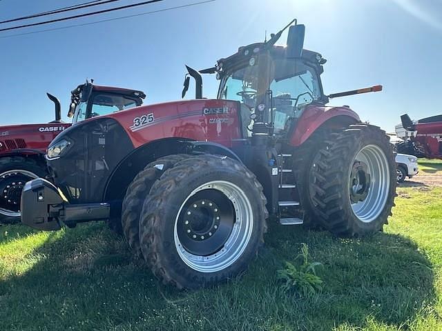 Image of Case IH Magnum 325 equipment image 1