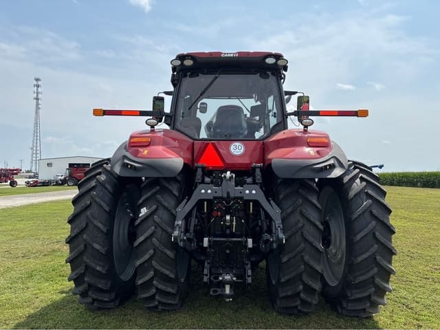 Image of Case IH Magnum 325 equipment image 3