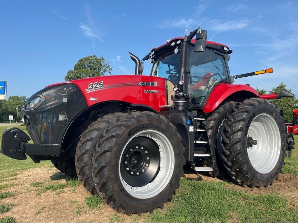 Image of Case IH Magnum 325 Primary Image