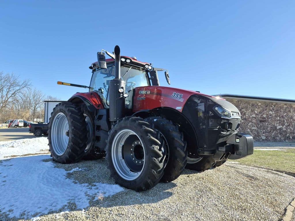 Image of Case IH Magnum 355 Primary image