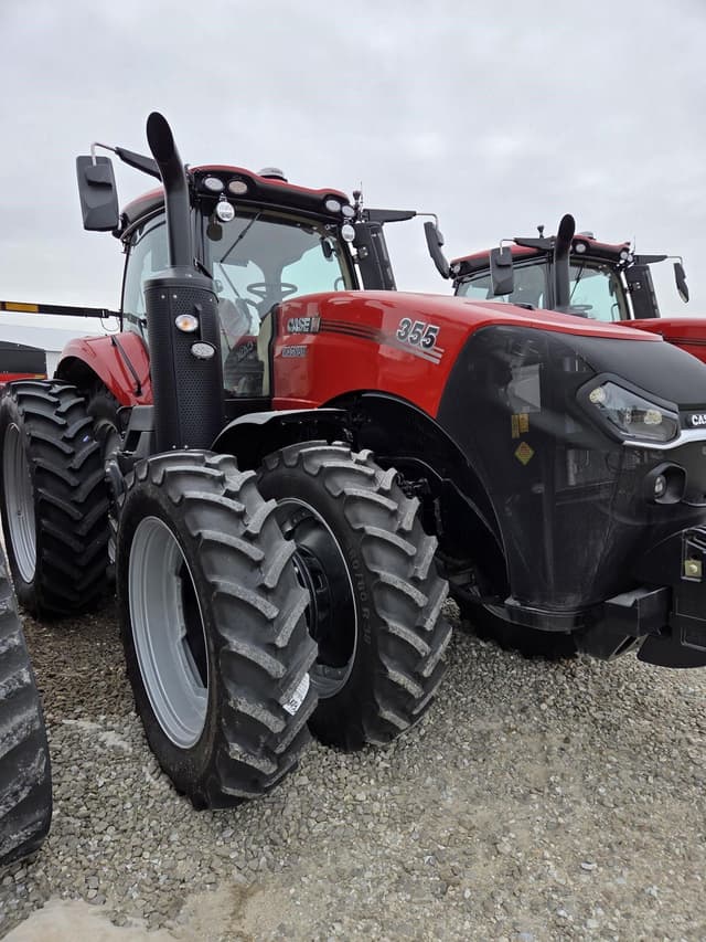 Image of Case IH Magnum 355 equipment image 1