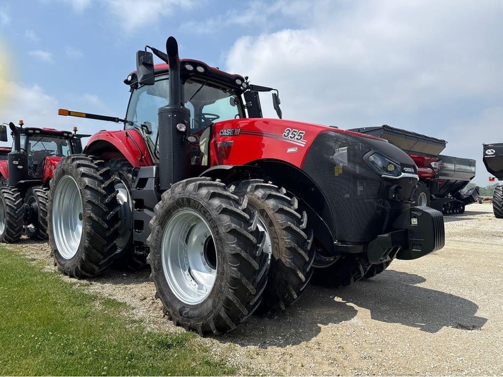 Image of Case IH Magnum 355 Primary image