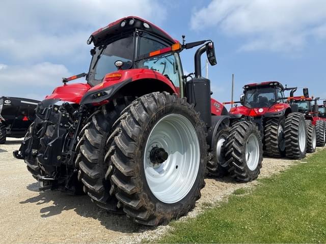 Image of Case IH Magnum 355 equipment image 2