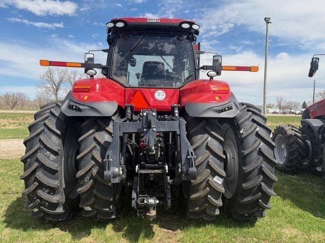 Image of Case IH Magnum 355 equipment image 4