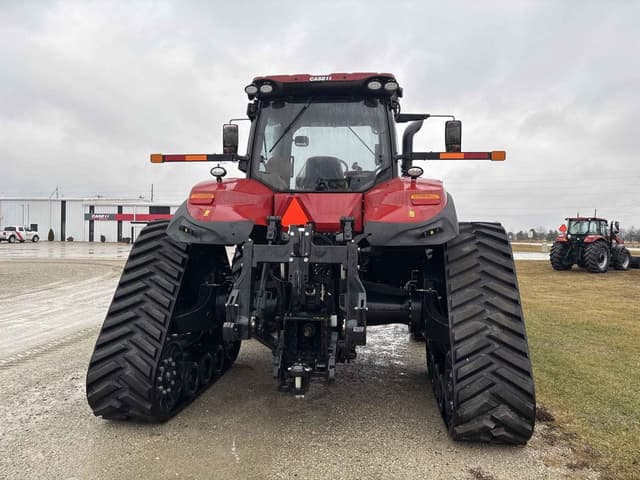 Image of Case IH Magnum 355 Rowtrac equipment image 2