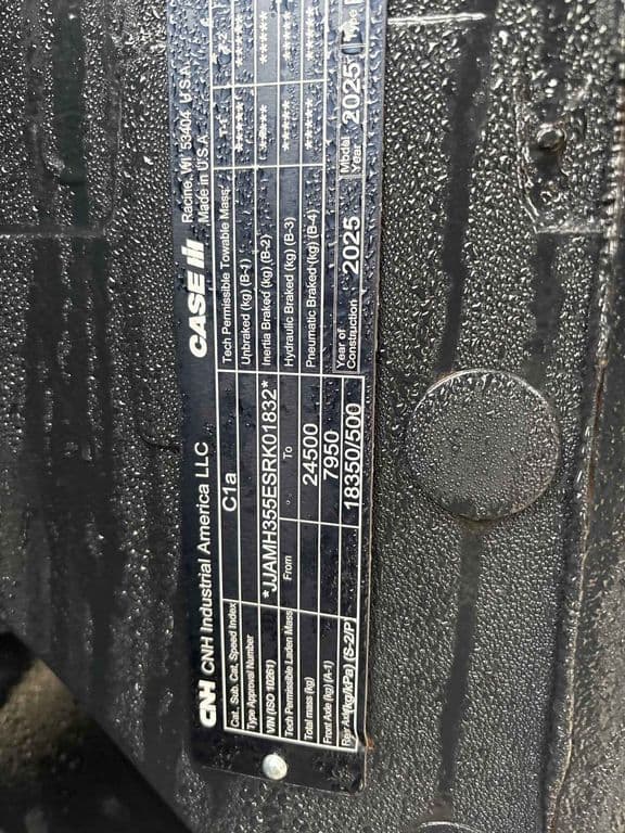 Image of Case IH Magnum 355 Rowtrac equipment image 4