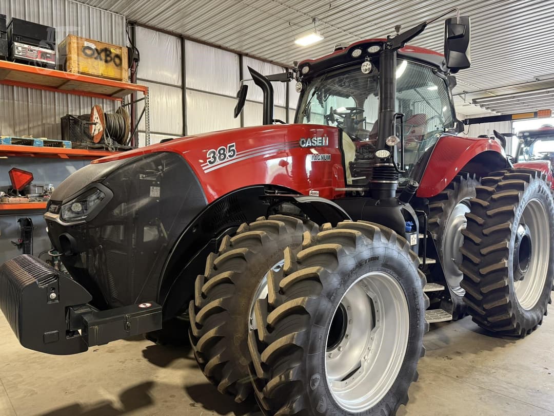 Image of Case IH Magnum 385 Primary image