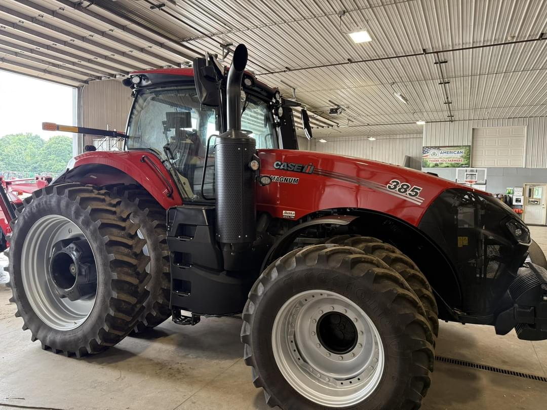 Image of Case IH Magnum 385 Primary image
