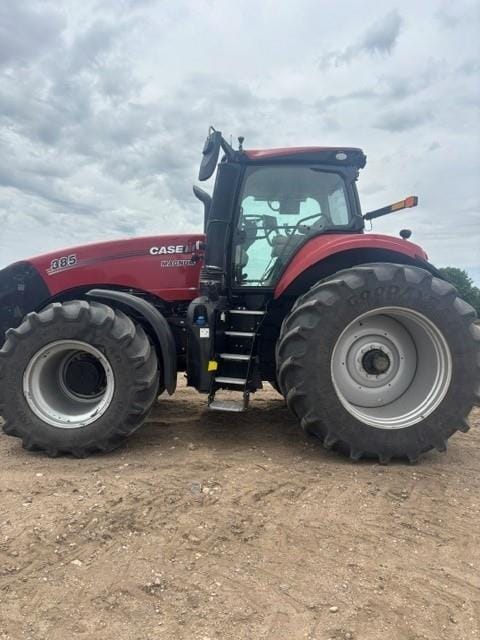 2025 Case IH Magnum 385 Equipment Image0