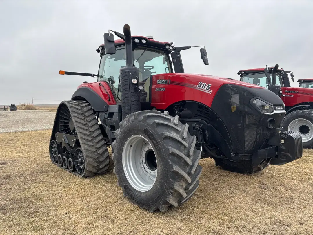 Image of Case IH Magnum 385 Rowtrac Primary image