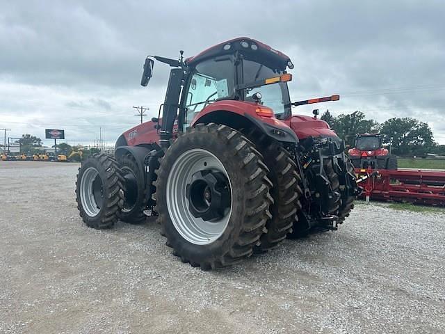 Image of Case IH Magnum 405 equipment image 2