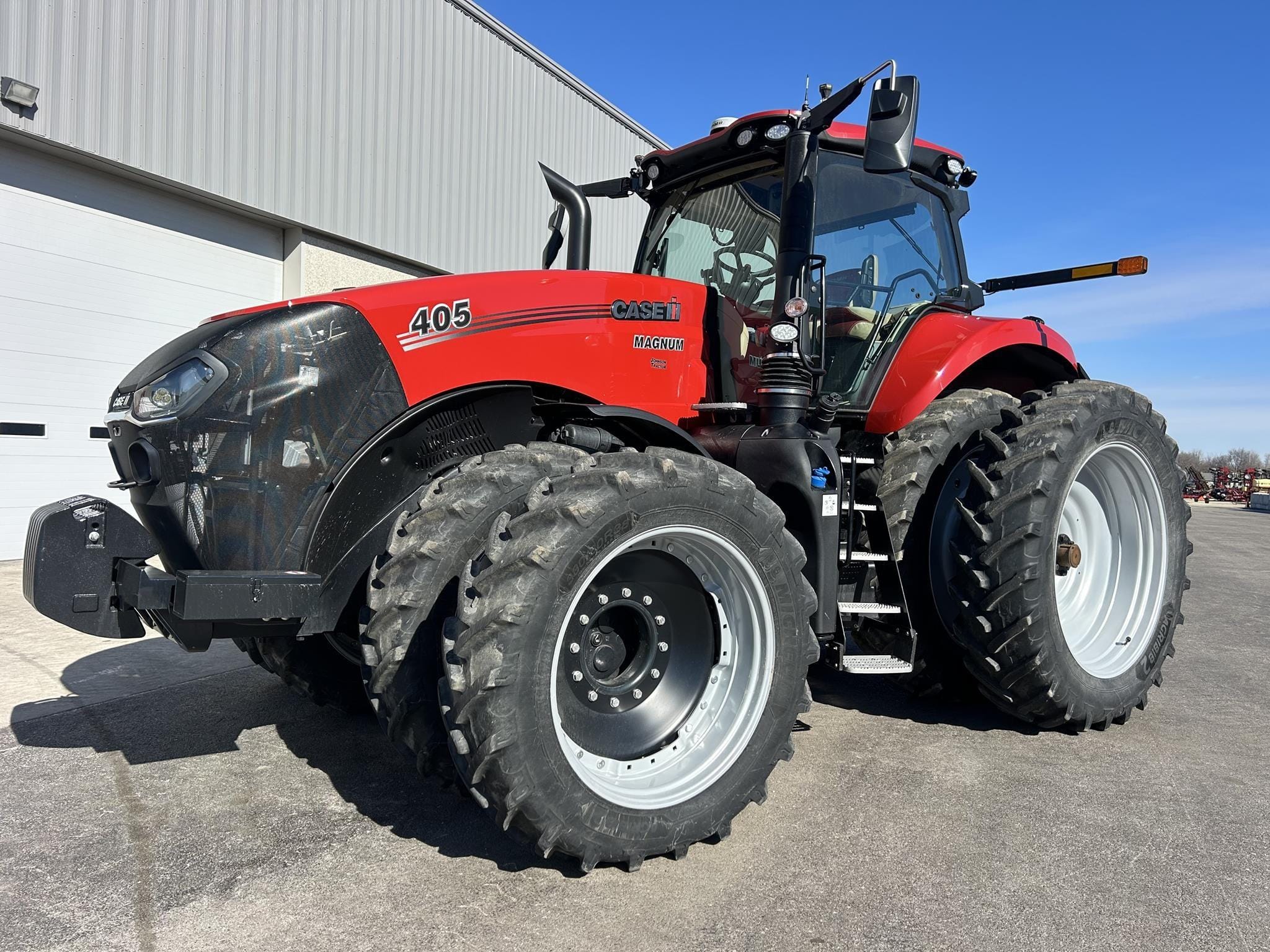 2025 Case IH Magnum 405 Equipment Image0