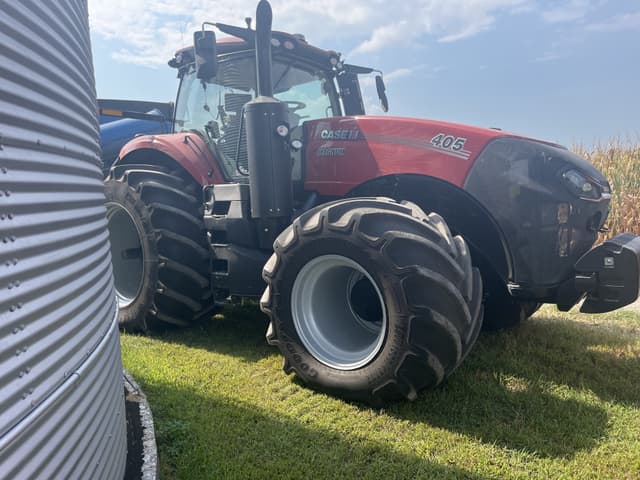 Image of Case IH Magnum 405 equipment image 1