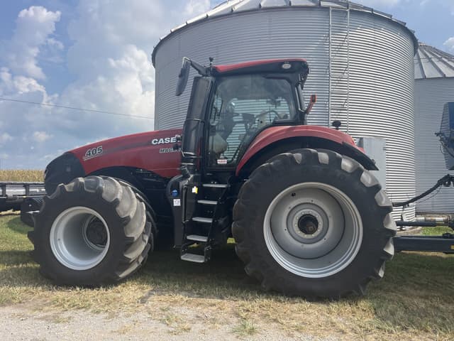 Image of Case IH Magnum 405 equipment image 4
