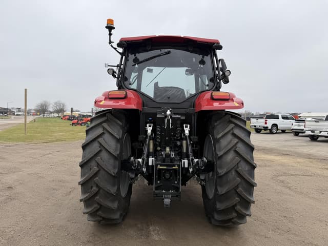 Image of Case IH Maxxum 125 equipment image 4