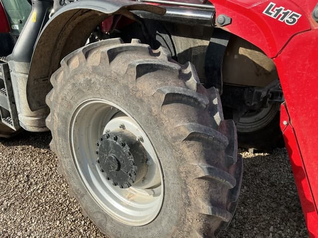 Image of Case IH Maxxum 150 equipment image 4