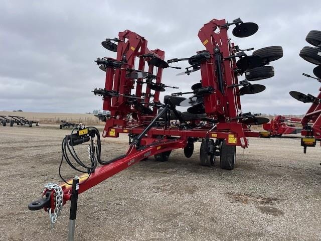 2025 Case IH Nutri Placer 940 Equipment Image0