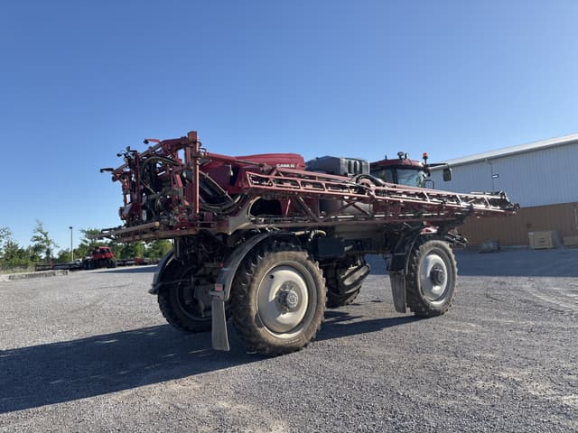 Image of Case IH Patriot 4350 equipment image 2
