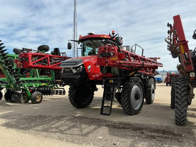 Image of Case IH Patriot 4350 equipment image 3