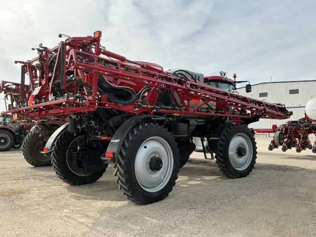 Image of Case IH Patriot 4350 equipment image 2