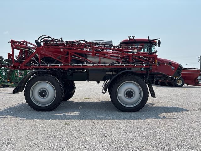 Image of Case IH Patriot 4350 equipment image 1