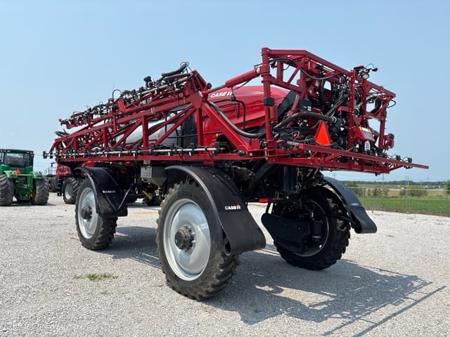 Image of Case IH Patriot 4350 equipment image 4
