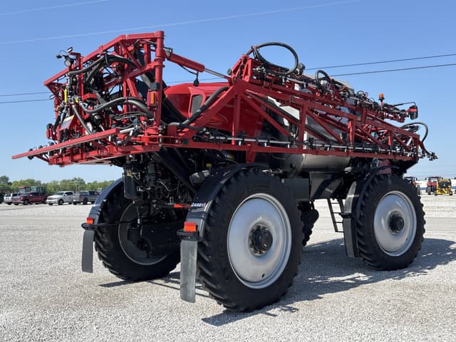 Image of Case IH Patriot 4450 equipment image 2