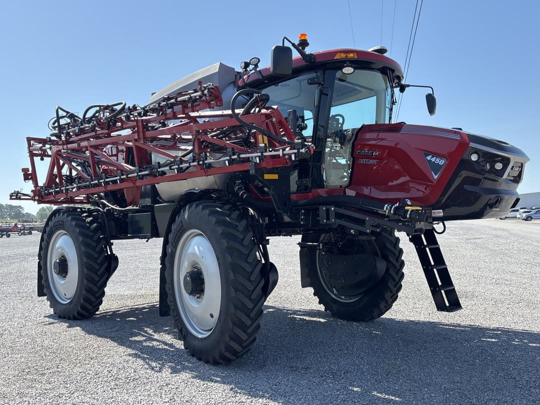 Image of Case IH Patriot 4450 Primary image