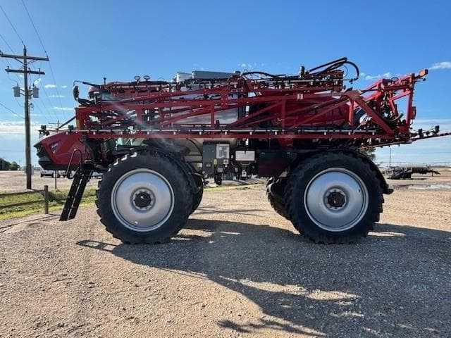 Image of Case IH Patriot 4450 equipment image 2