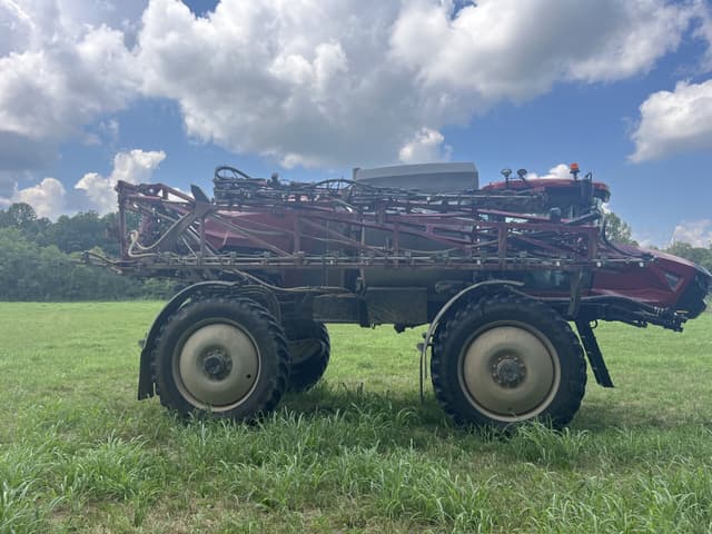 Image of Case IH Patriot 4450 equipment image 2