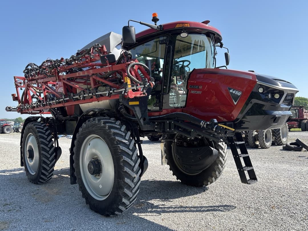 Image of Case IH Patriot 4450 Primary image