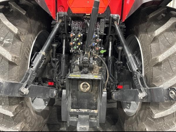 Image of Case IH Puma 220 equipment image 4