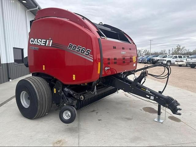 Image of Case IH RB565 Premium equipment image 2