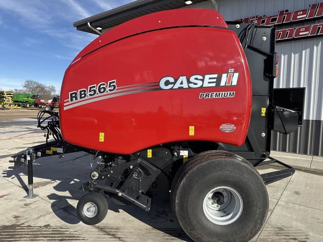 Image of Case IH RB565 equipment image 2