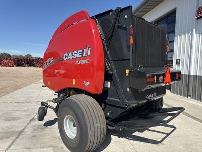 Image of Case IH RB565 equipment image 4