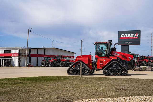 Image of Case IH Steiger 555 Quadtrac equipment image 3