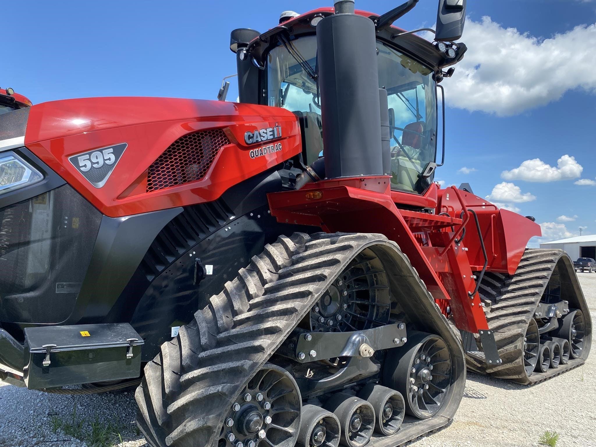 2025 Case IH Steiger 595 Quadtrac Equipment Image0