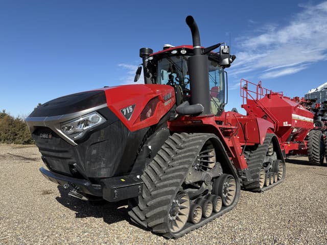 Image of Case IH Steiger 715 Quadtrac equipment image 1