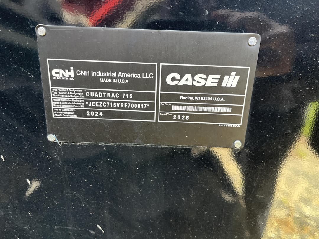 Image of Case IH Steiger 715 Quadtrac Image 1