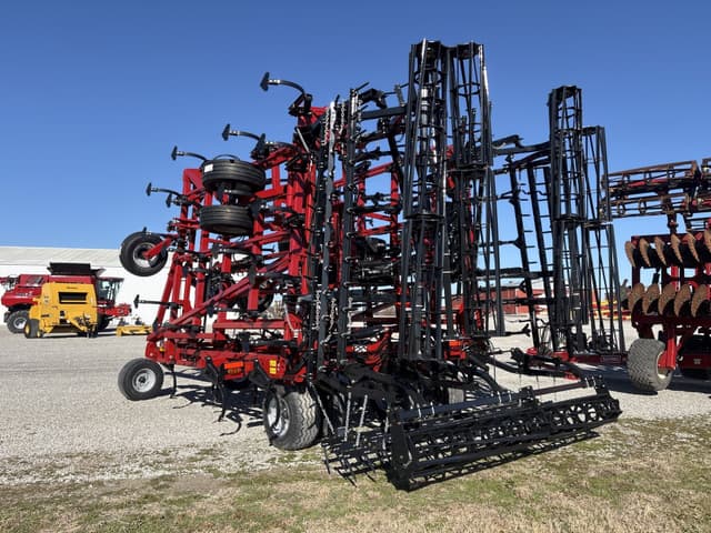 Image of Case IH Tigermate 255 equipment image 4