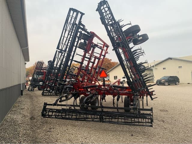 Image of Case IH Tigermate 255 equipment image 3