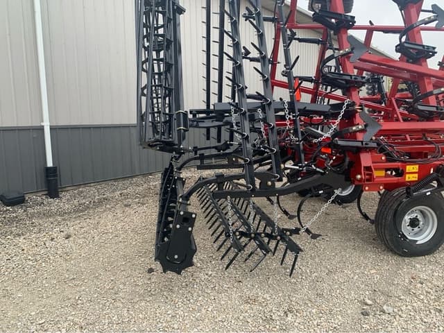 Image of Case IH Tigermate 255 equipment image 2