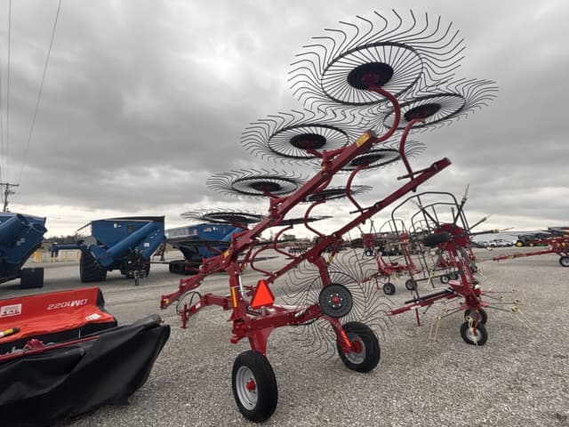 Image of Case IH WR102 equipment image 4