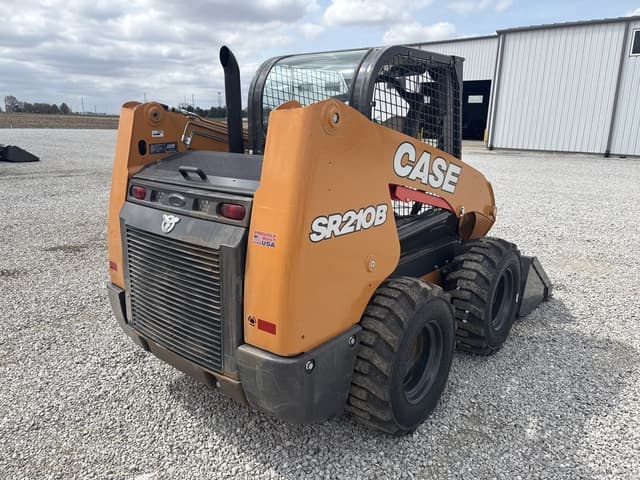 Image of Case SR210B equipment image 1