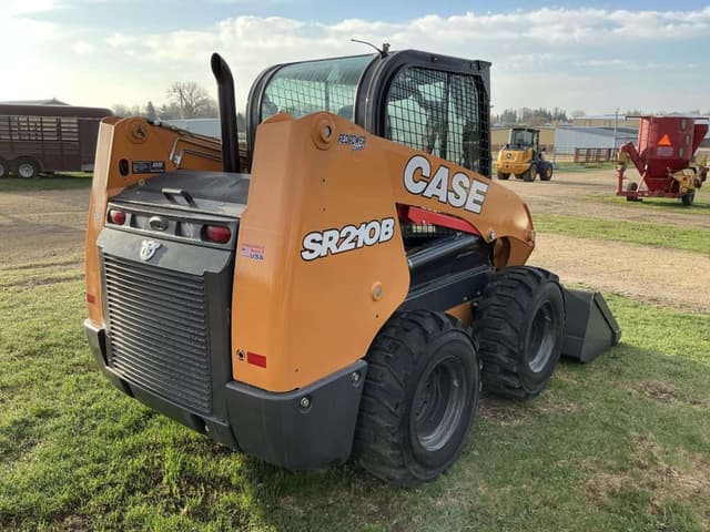 Image of Case SR210B equipment image 3