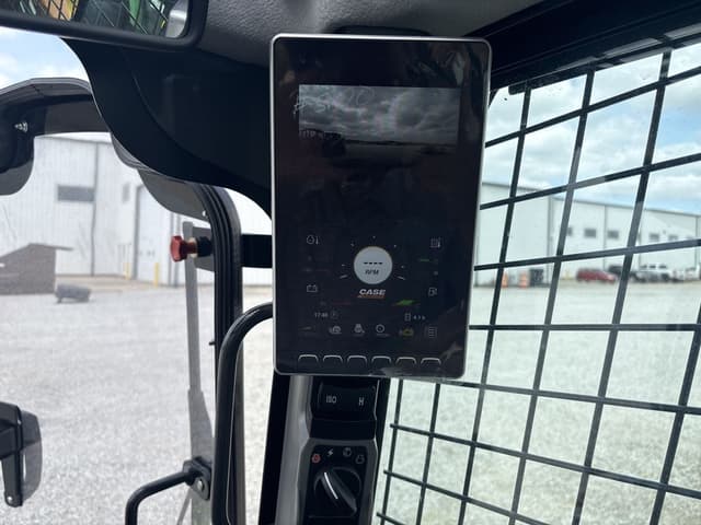 Image of Case SV280B equipment image 4