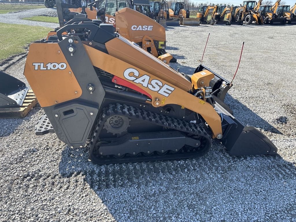 2025 Case TL100 Equipment Image0