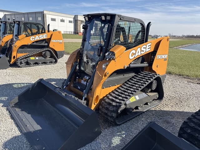 Image of Case TR310B equipment image 4